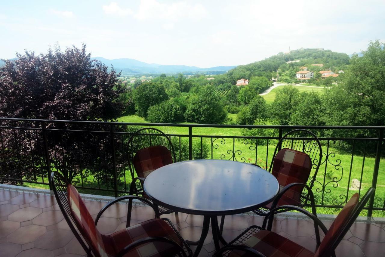 Apartma Kapitanovse Ajdovščina Екстериор снимка