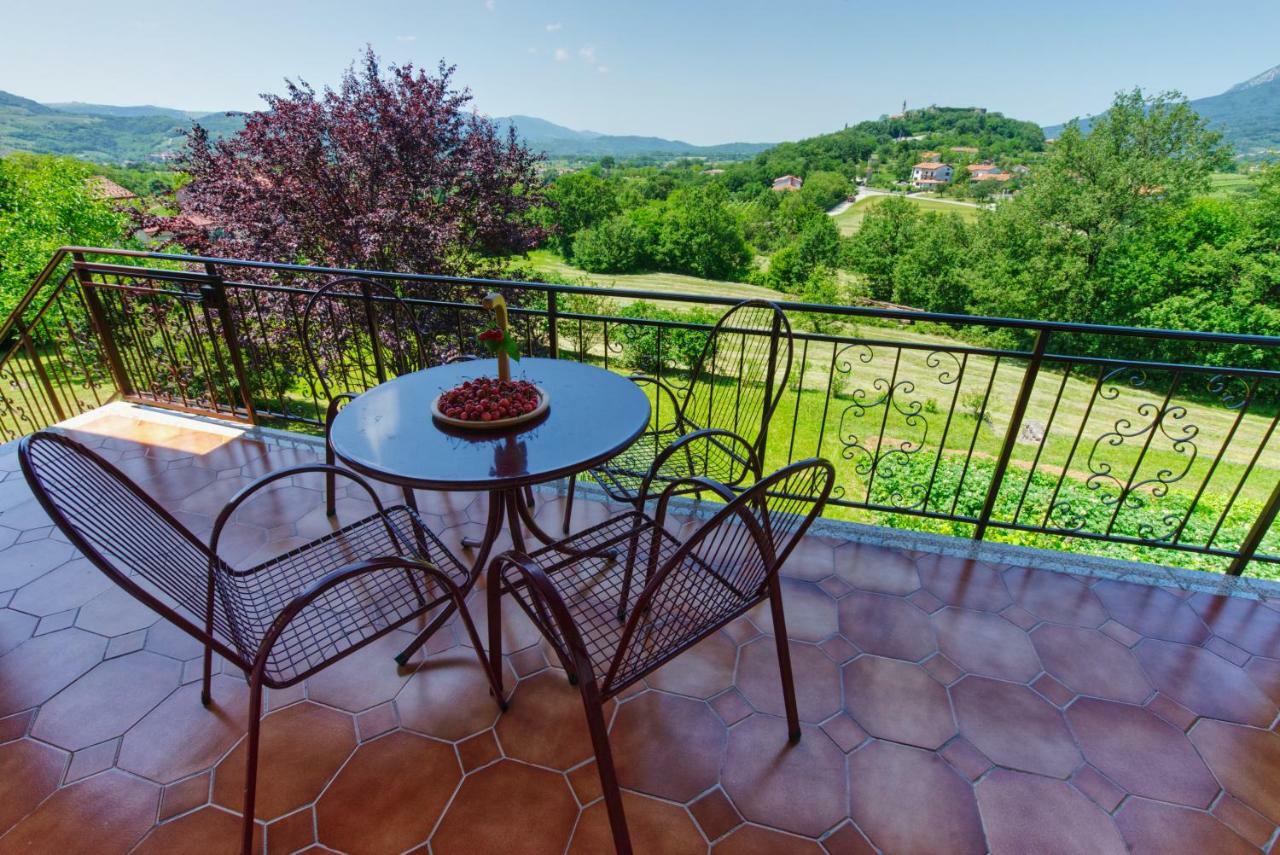 Apartma Kapitanovse Ajdovščina Екстериор снимка